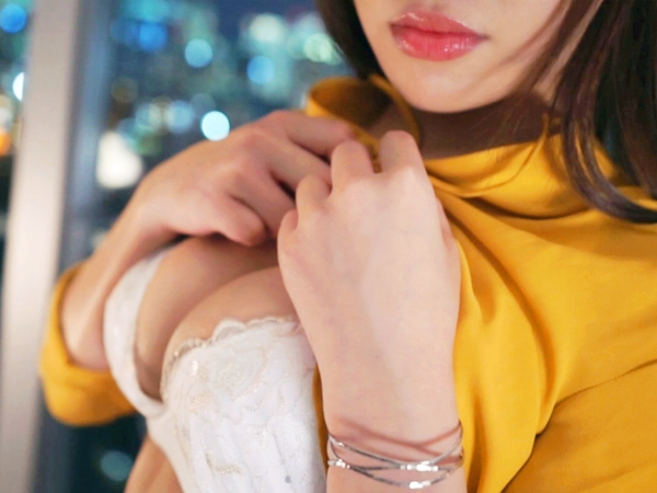 【美巨乳美女の官能】 魅惑の美ボディがエロさ全開！ 激しくピストンされ、美乳を揺らしてイキまくる！