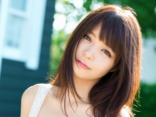 【貧乳素人娘のあどけないエッチ】『恥ずかしい…』控えめバストが可愛い素人女子たちが大集合！制服や体育着でコスプレ、フェラやエッチなポーズで大胆披露♡ 純粋無垢なエロさがたまらない！！
