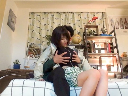 【爆乳エロおねえさん】熟れ頃ボディが妖艶すぎる素人おねえさんを自宅に連れ込み即ハメ！駆け引きなしで貪り合う濃厚SEX！揺れる爆乳と色気たっぷりの喘ぎ声にフル勃起必至！！