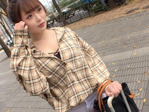 【敏感ボディ大噴射】美巨乳のキュートガール、マンコを激しく責められ我慢の限界！ビクビク痙攣しながら大量の汁を吹きまくる！敏感すぎるカラダが快感に耐えきれず、とんでもないことになっちゃう！
