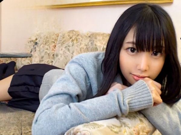 【10代美少女の甘えん坊セックス】「おじさん、もっと激しくして♥」元気いっぱいの美少女がおじさんとイチャラブ生ハメ！制服姿で甘える姿がたまらない！おじさんのデカチンに夢中なウブな娘の初々しい喘ぎ声がエロすぎる！