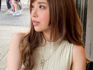【爆乳美少女と濃厚プレイ】セクシーな巨乳ちゃんにチンコフル勃起！！エッチなカラダを激しく絡ませ、突きまくるエロすぎるセックスにメロメロ！！♡