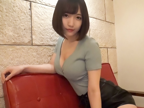 【素人お姉さんの敏感パイパン】『あっ…ダメッ！』無毛マ○コに生チ○ポを挿入され、感じまくるお姉さん！正常位で激しく突かれ、イキまくり！最後は濃厚ザーメンで顔も体もドロドロに♡
