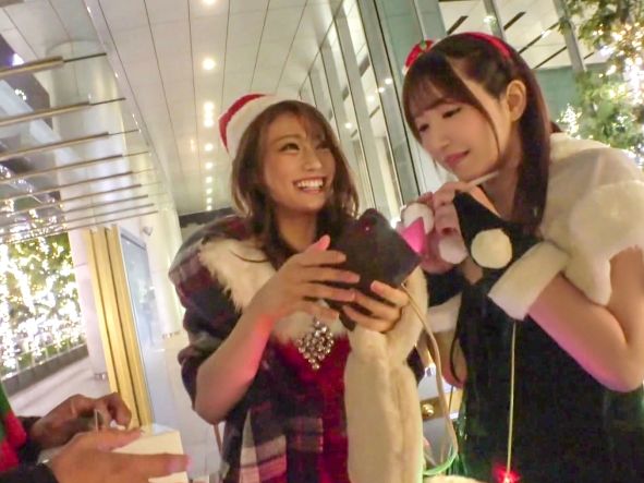 【ギャルサンタの夜遊び】『今日は特別だよ♡』イケイケキャバ嬢がクリスマスにサンタコスで大胆SEX！朝までハメまくる絶倫ギャルのエロすぎる夜！