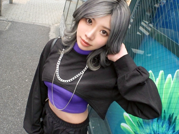 【銀髪ギャルの発情SEX】『もっと奥まで…！』へそ出しルックがエロかわいい素人ギャルをナンパ即ハメ！激濡れマンコに激ピストンでイカせまくり♥発情しまくるギャルの喘ぎ声がたまらない濃厚セックス！！