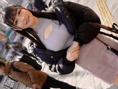 【アニメ声の巨乳ちゃん】ホテルでエッチなひと時♥キュートな声で喘ぐ姿がたまらない！肉棒で激しく突かれて、綺麗なオマンコが感じまくり！イキ乱れる姿に興奮必至！！