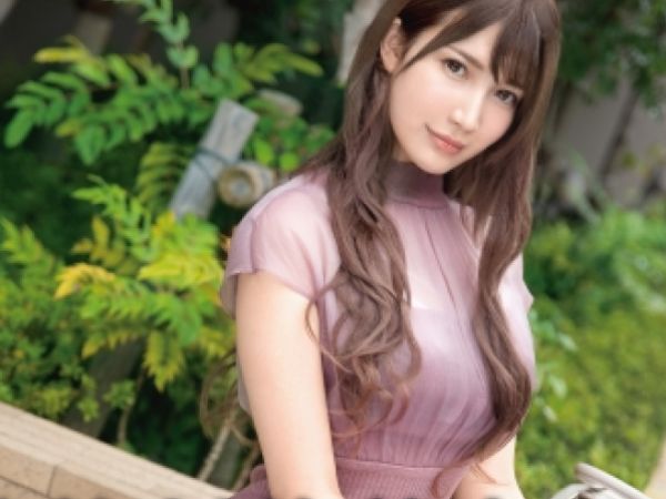 【スレンダー美少女の連続顔射】服飾学生の美ボディを独り占め！高速ピストンで膣内をかき回し、顔中ザーメンまみれにするエロすぎるSEX！！