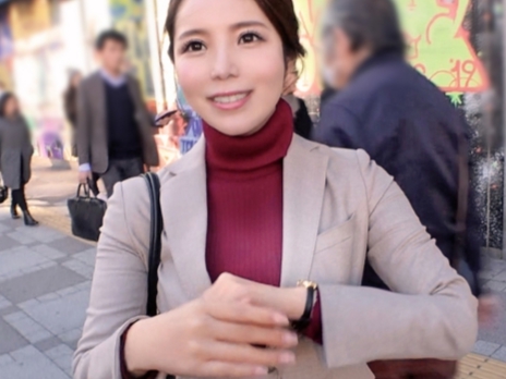 【美脚巨乳お姉さんをゲット！】街で見つけたセクシーお姉さんをナンパ！黒パンストに包まれた美脚と巨乳がたまらない！パンスト破いて、エッチなマンコを激ピストン！お姉さんの喘ぎ声がエロすぎる！