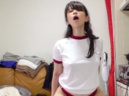 【ブルマ美少女の誘惑】透け乳首がヤバい！素人女子がブルマ姿で騎乗位セックス！奥まで突かれてポルチオ開発、痙攣しまくり絶頂アクメ♡