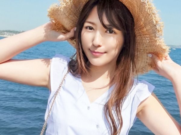 【スレンダー美人の禁断旅行】『生でして…』愛人と密かに育む情熱の生ハメSEX!性器を貪り合い、秘密の愛を深める小旅行♡