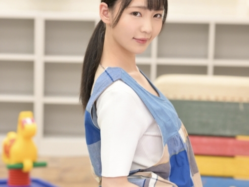 【エロ保母さんの誘惑】イクメンパパを誘惑するドスケベ保育士！肉食系お姉さんがパパのチ●ポを騎乗位で味わい尽くす♡ 腰振りが止まらない！